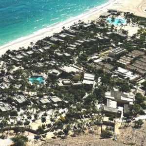 Holora-Hideaways--village3